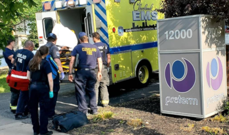 Six Paramedics Work to Save Woman at Ohio Late-Term Abortion Facility